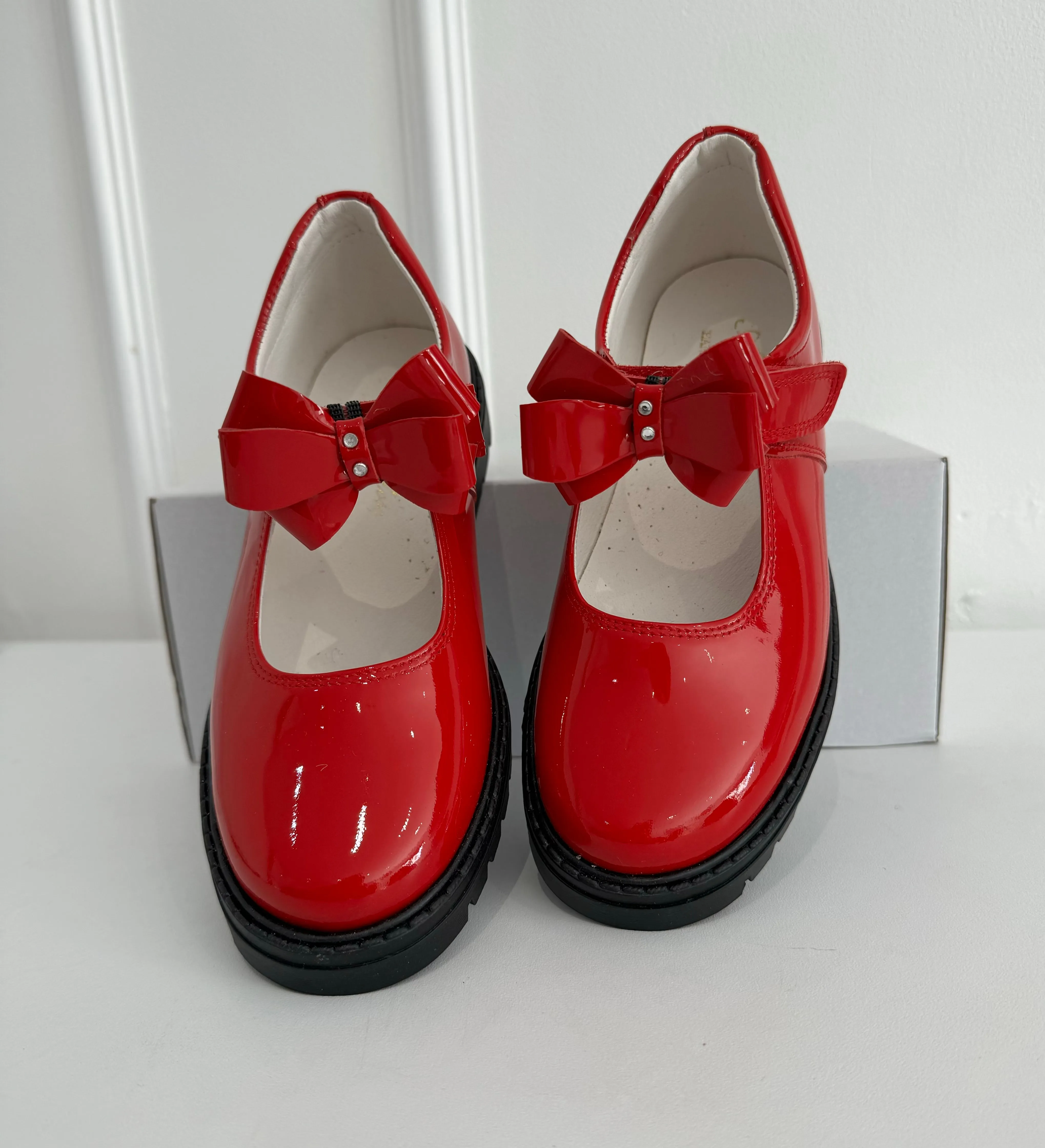 6258 Red School Shoe  - Chunky