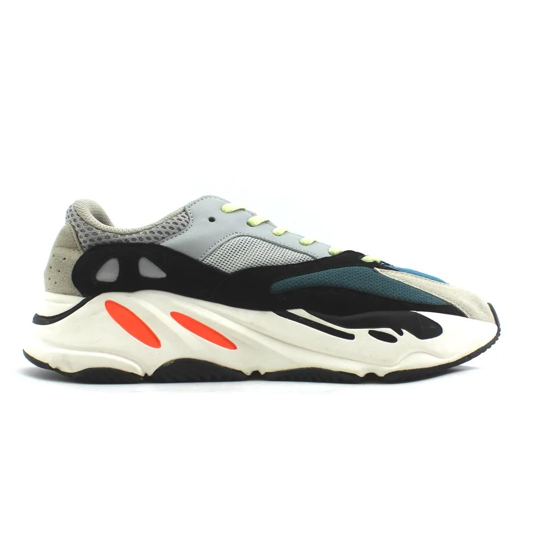 ADIDAS YEEZY BOOST 700