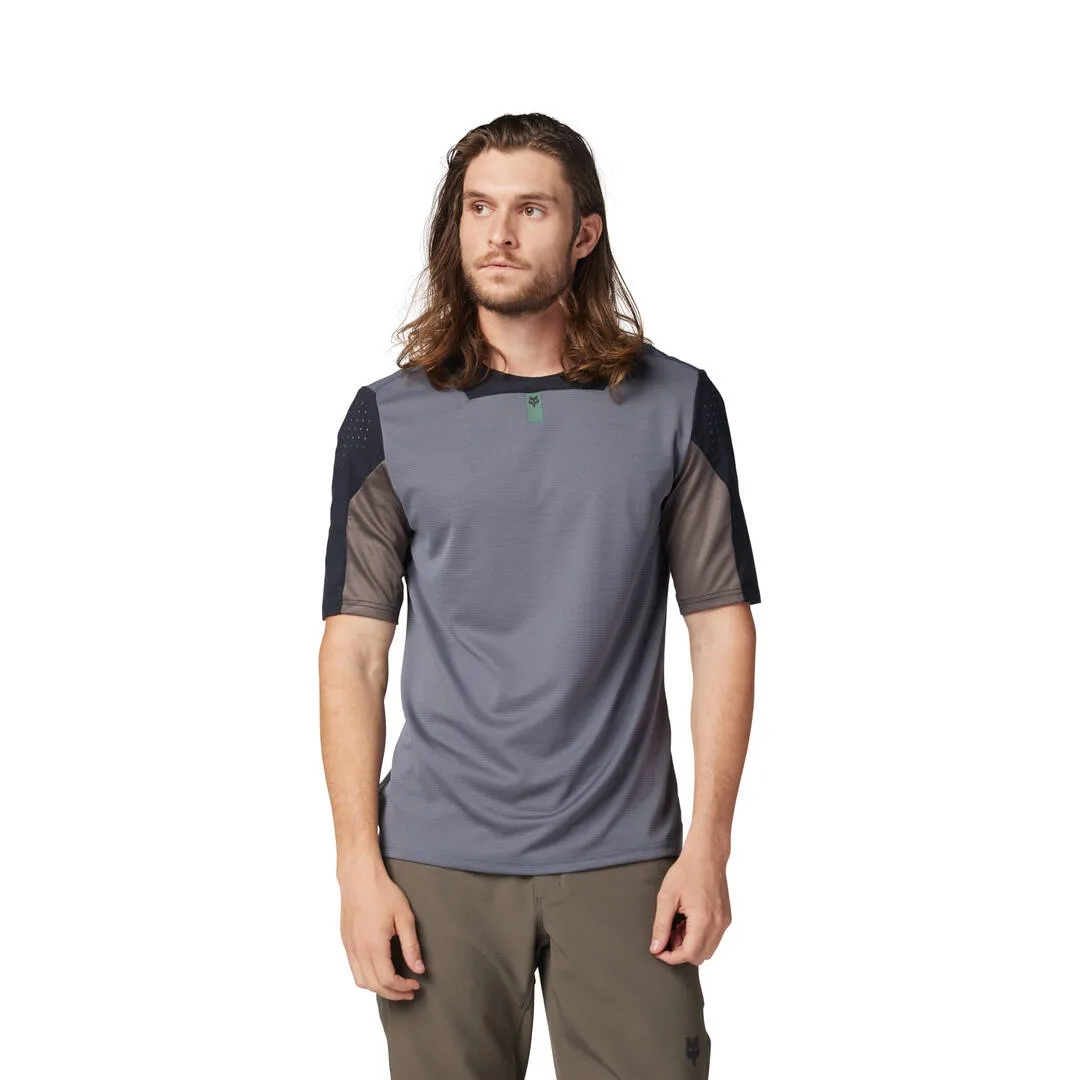 FOX Men's Defend Short Sleeve Bike Jersey
