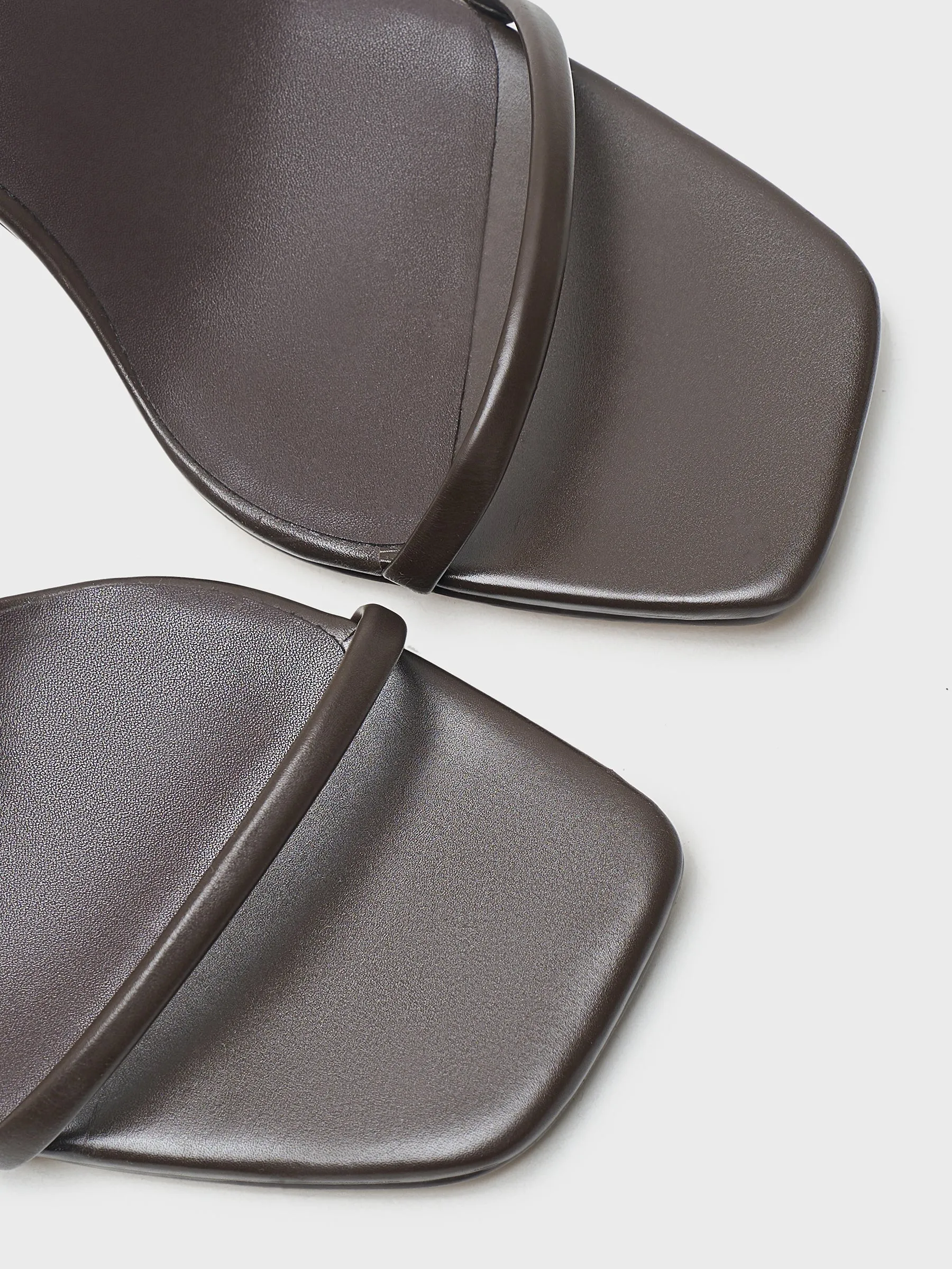 Leather sandals