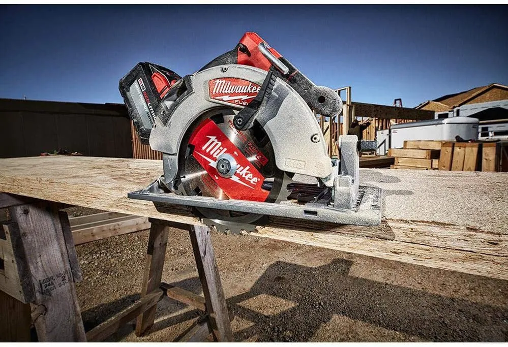 MILWAUKEE M18 FUEL 7-1/4" Circ Saw Bare [2732-20]