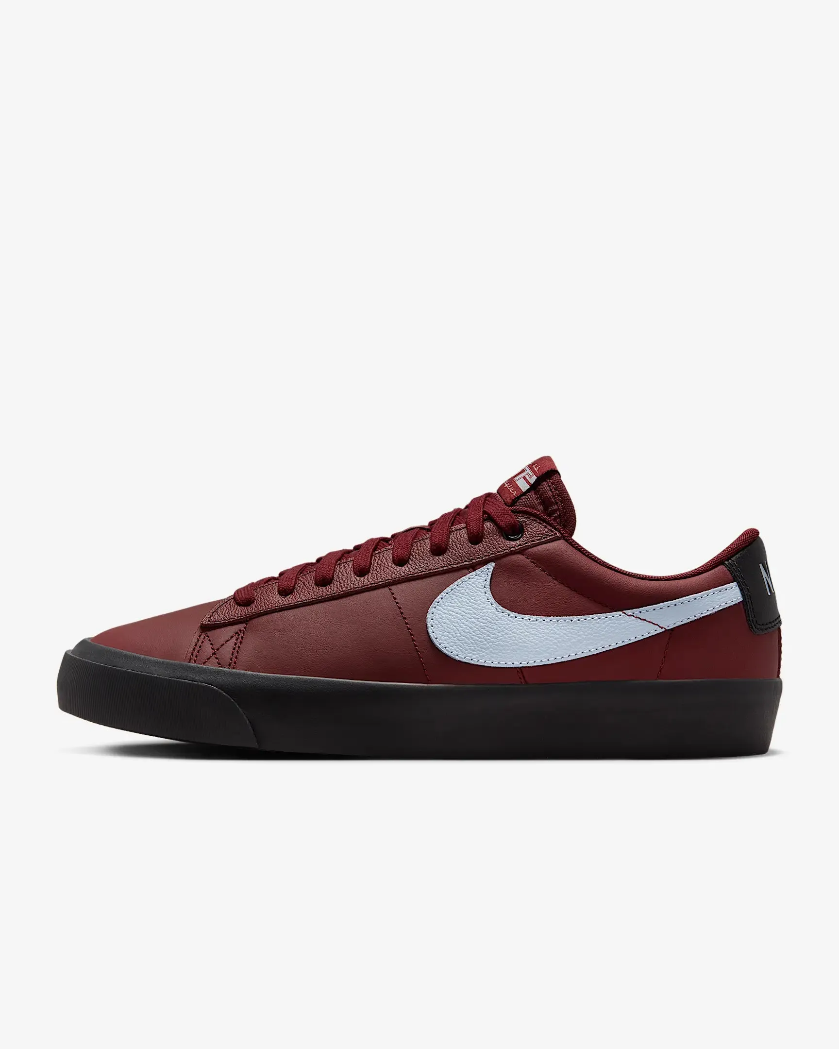 Nike SB Blazer Low Pro GT: Dk Team Red/Lt Armory Blue