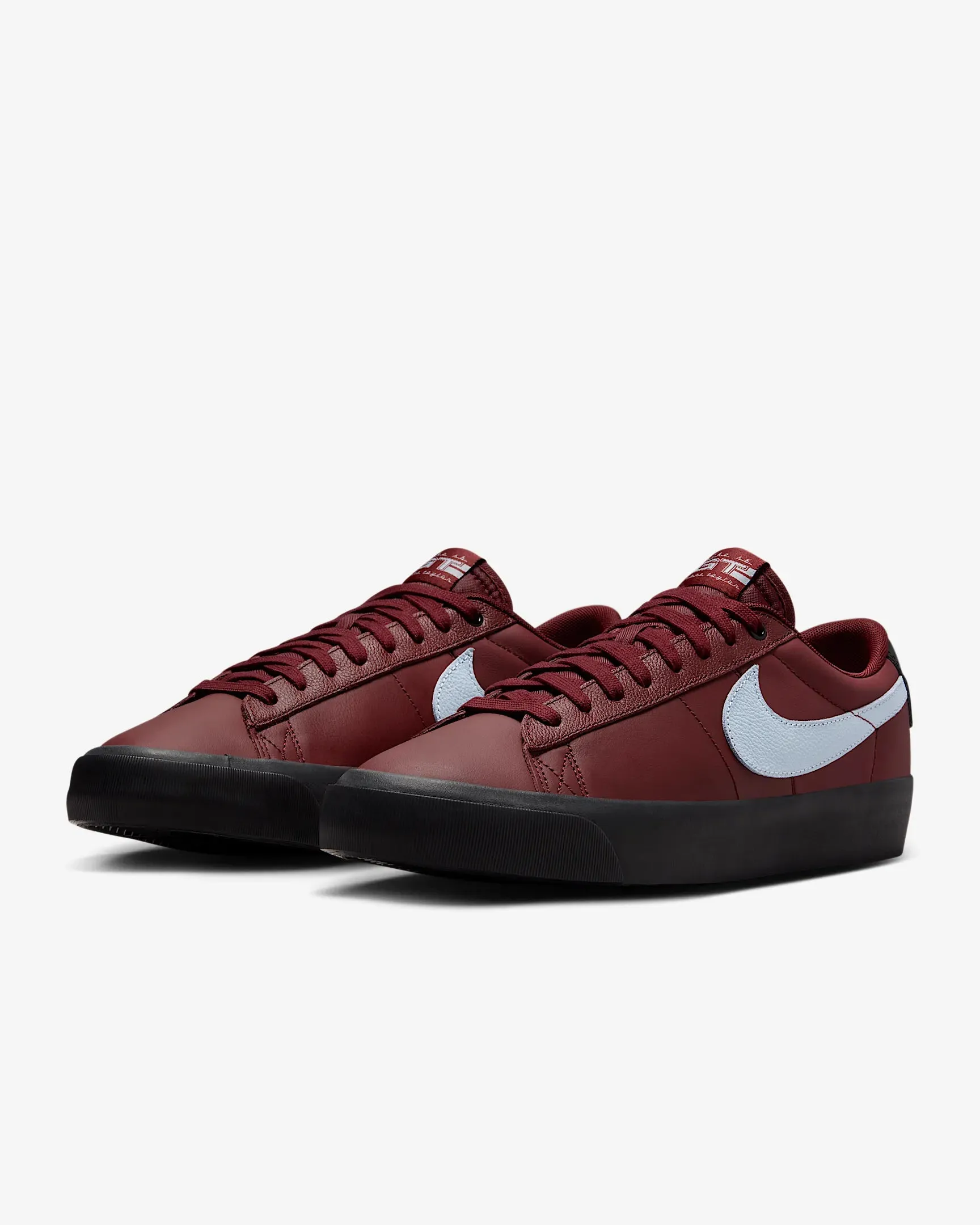 Nike SB Blazer Low Pro GT: Dk Team Red/Lt Armory Blue