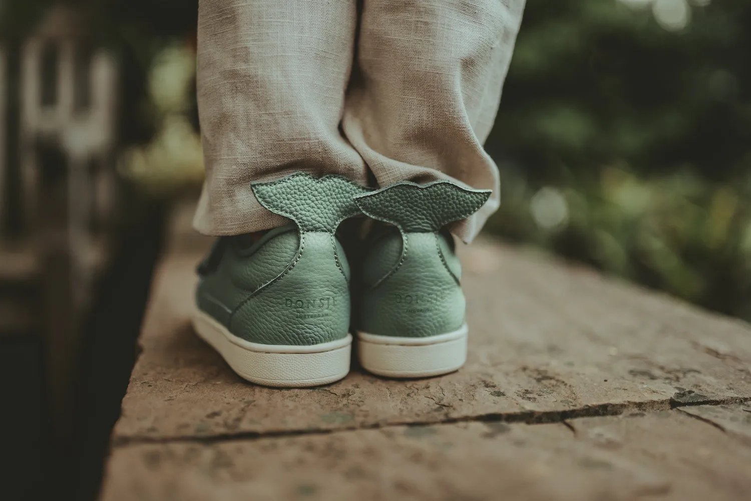 Rian Sneakers | Jade Leather