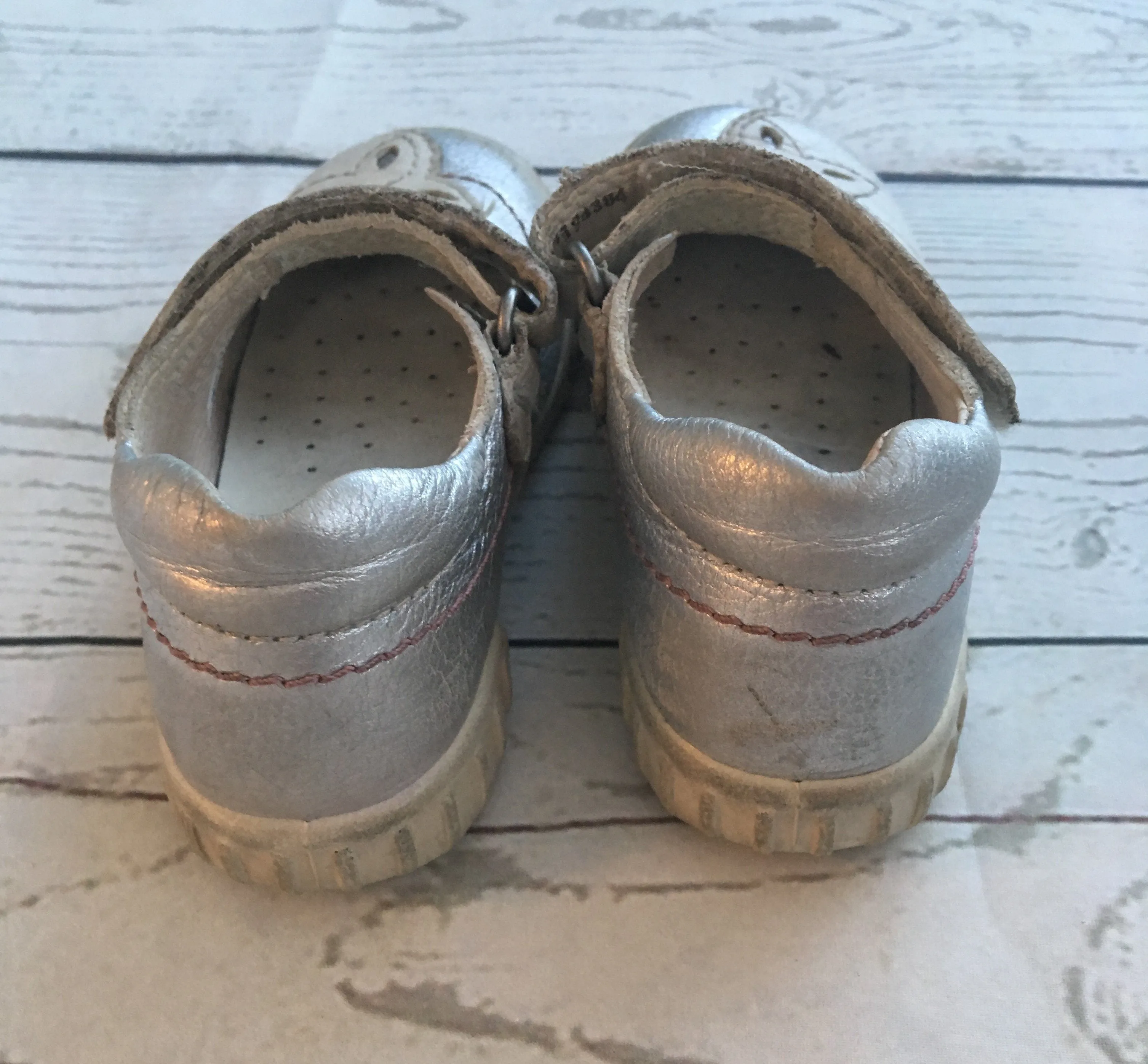 Size 25 UK 8 Shoes