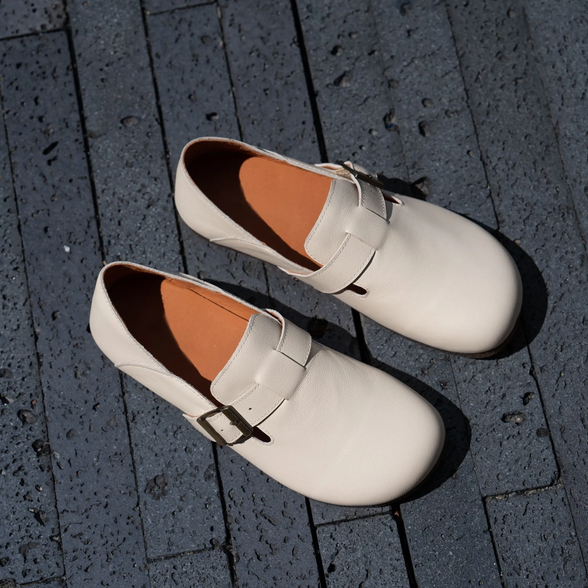 Soft Leather Flat Slip on Loafers for Women Buckle-fastening Monk Shoes in Beige/Apricot/Black