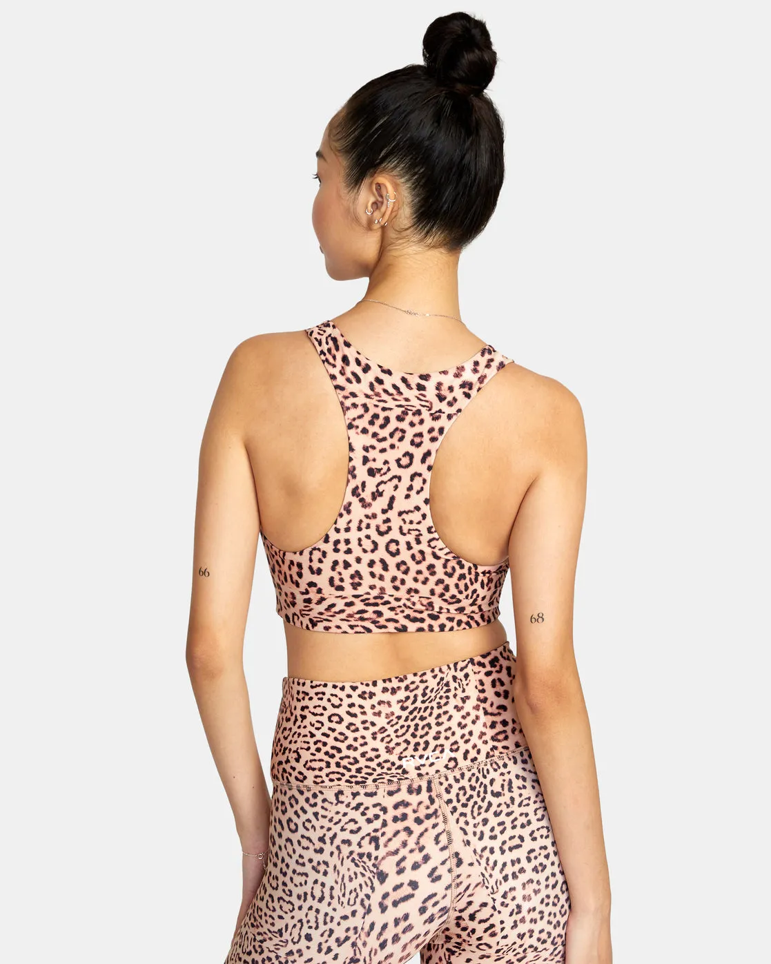 VA Essential Mid Support Sports Bra - Leo Rising