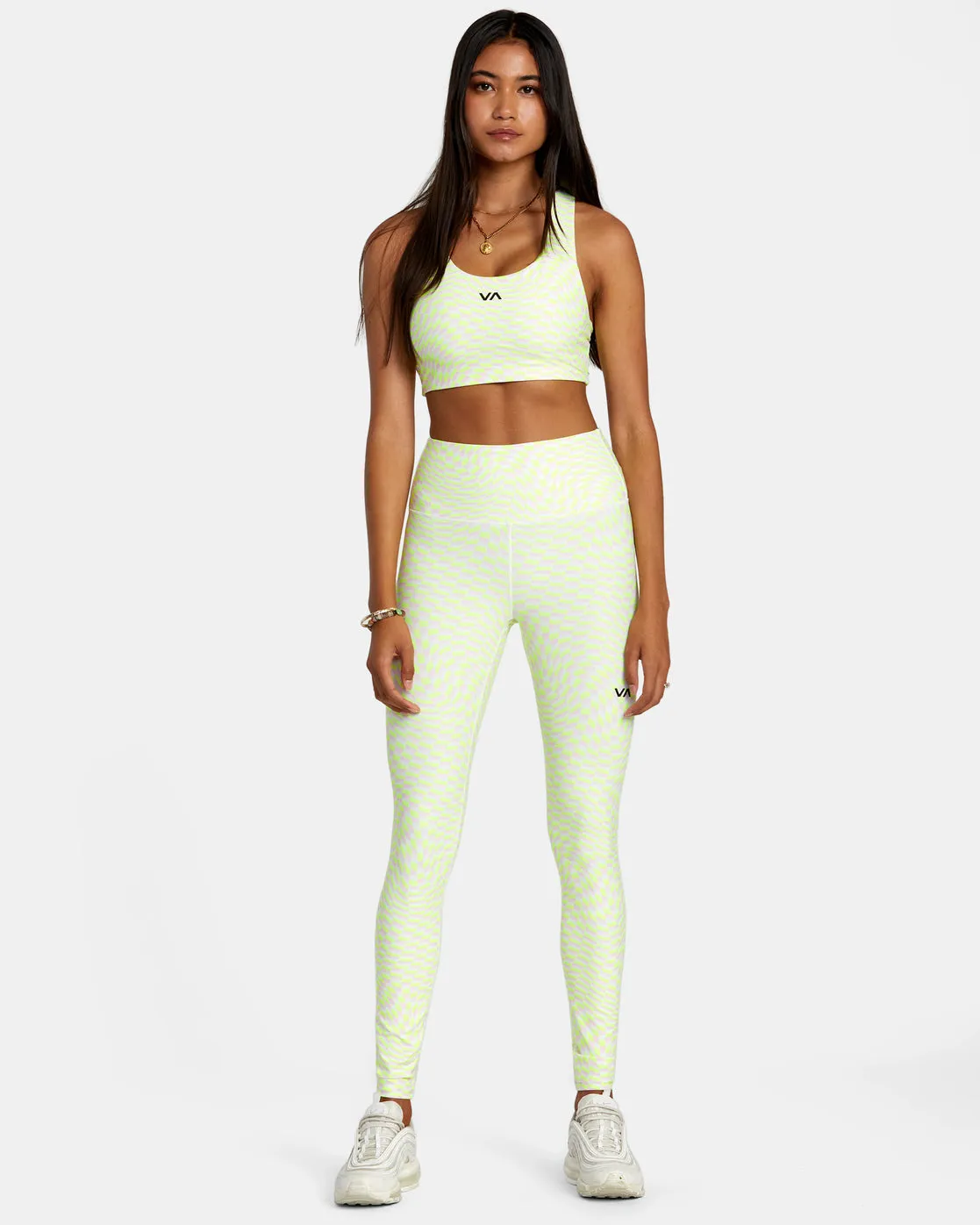 VA Essential Mid Support Sports Bra - Warp Check