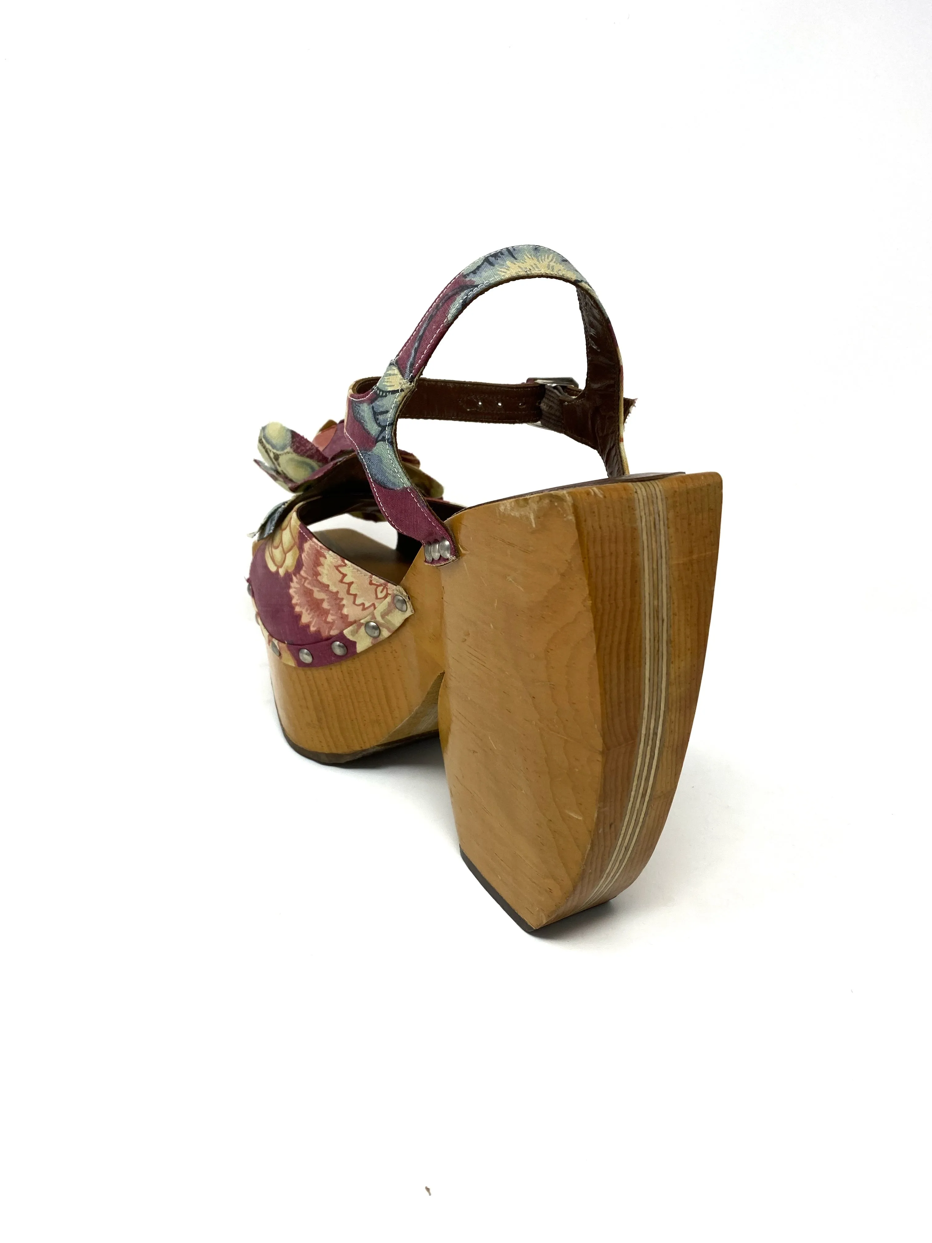 Vintage Sabots by Kimel Sculptured Wood Platforms Sandals 8 1970's