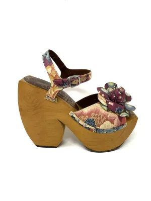 Vintage Sabots by Kimel Sculptured Wood Platforms Sandals 8 1970's