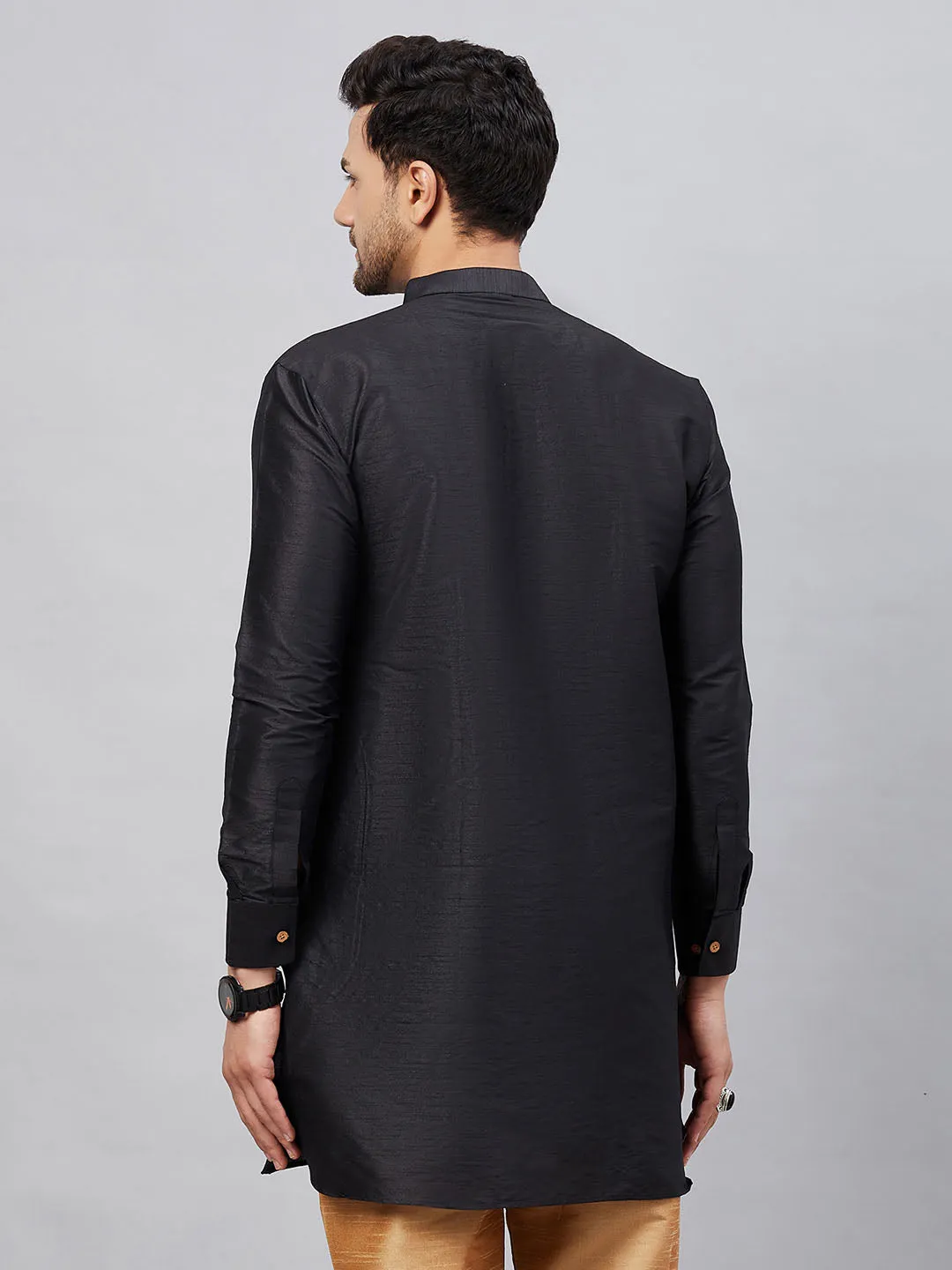 VM By VASTRAMAY Men's Black Silk Blend Curved Kurta