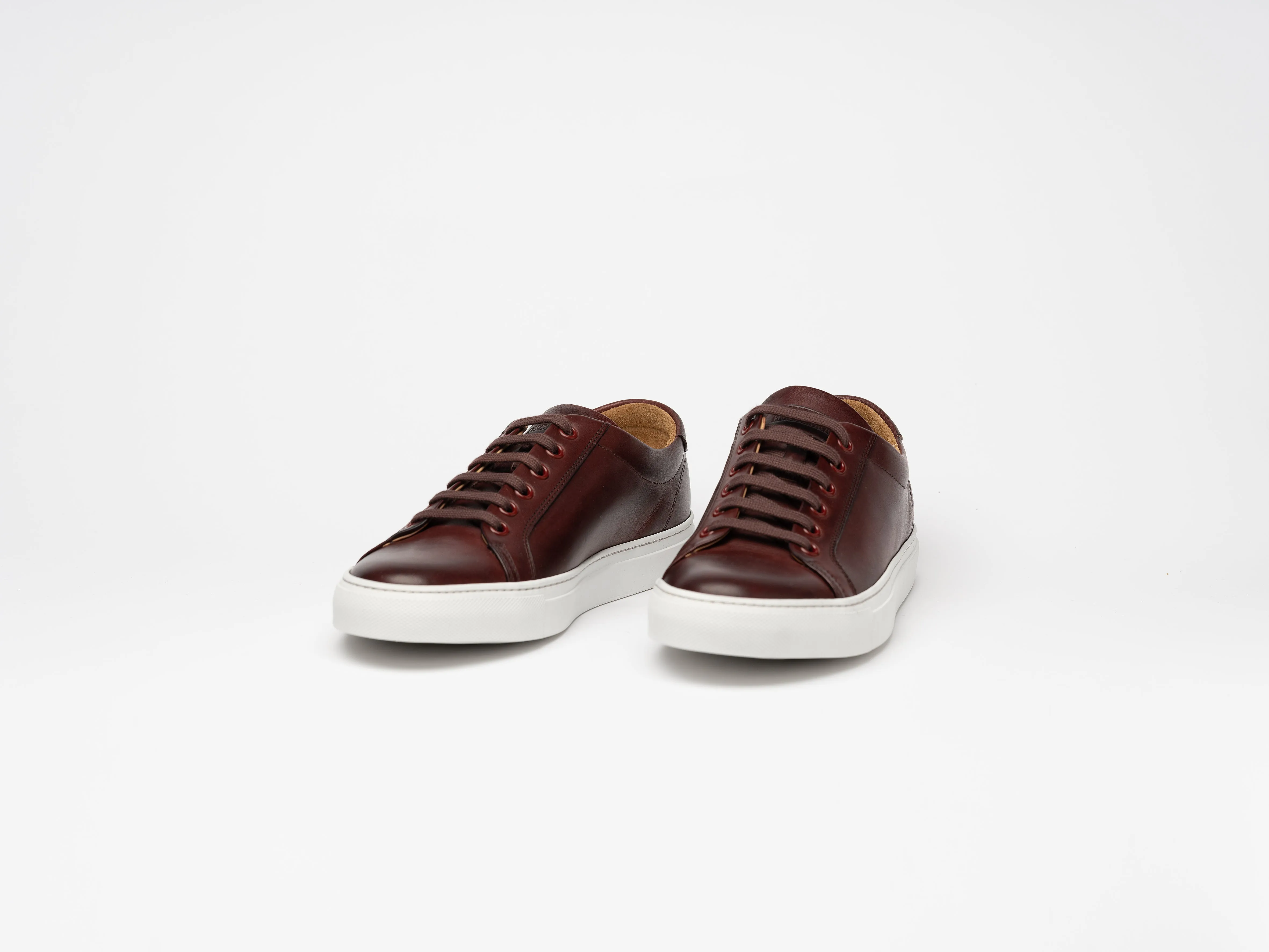 Women Nova Bordeaux Low Sneaker