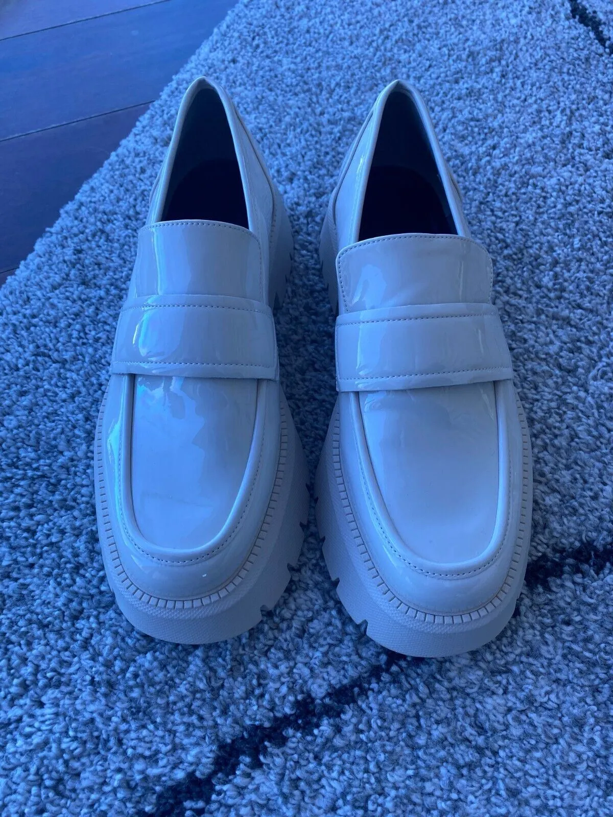 ZARA Faux Patent Loafers w/ Track Soles | Off White, Size 40, NEW
