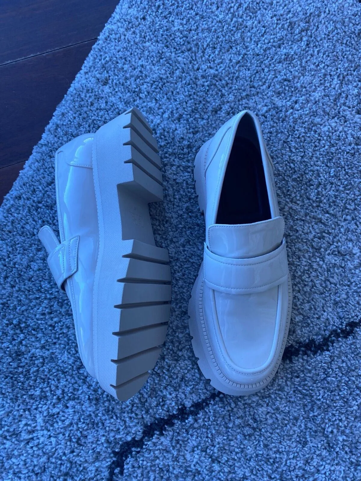 ZARA Faux Patent Loafers w/ Track Soles | Off White, Size 40, NEW
